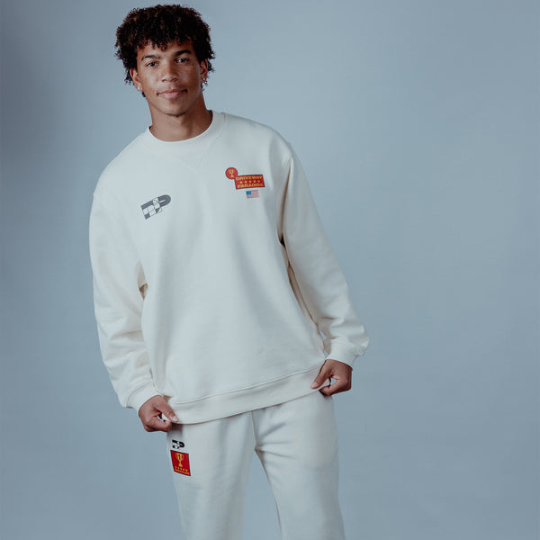 CLASSIC CREWNECK - MILK