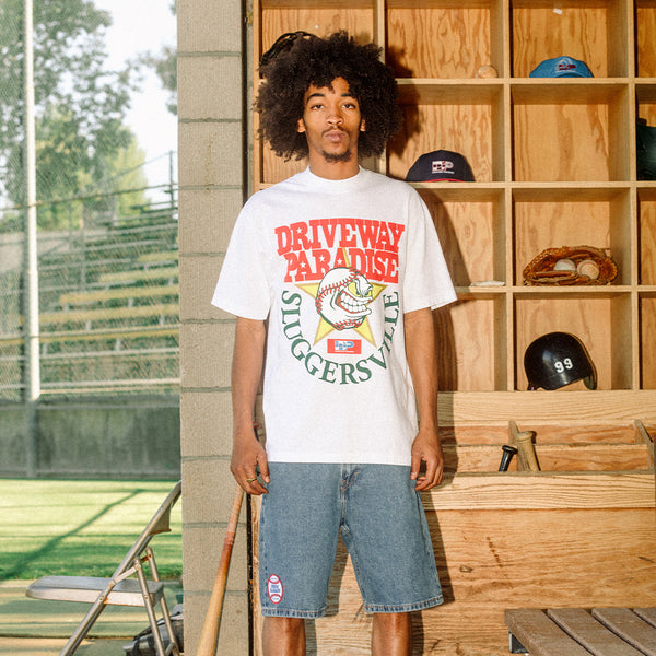 SLUGGERSVILLE GRAPHIC TEE - WHITE